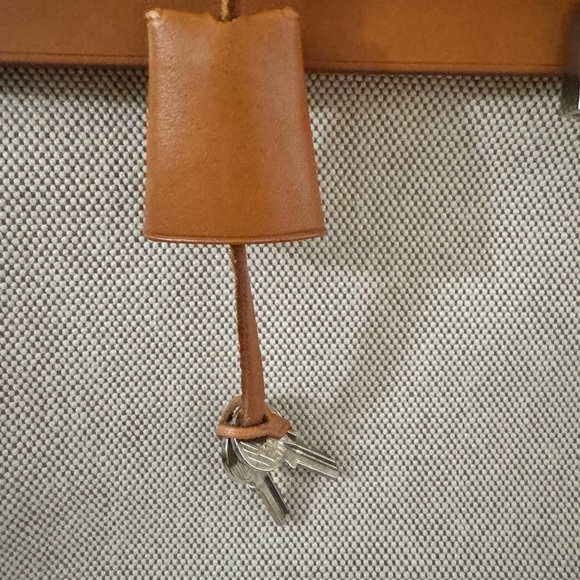 Hermes Herbag 39 Tan and Cream Canvas Bag - Picture 9 of 16